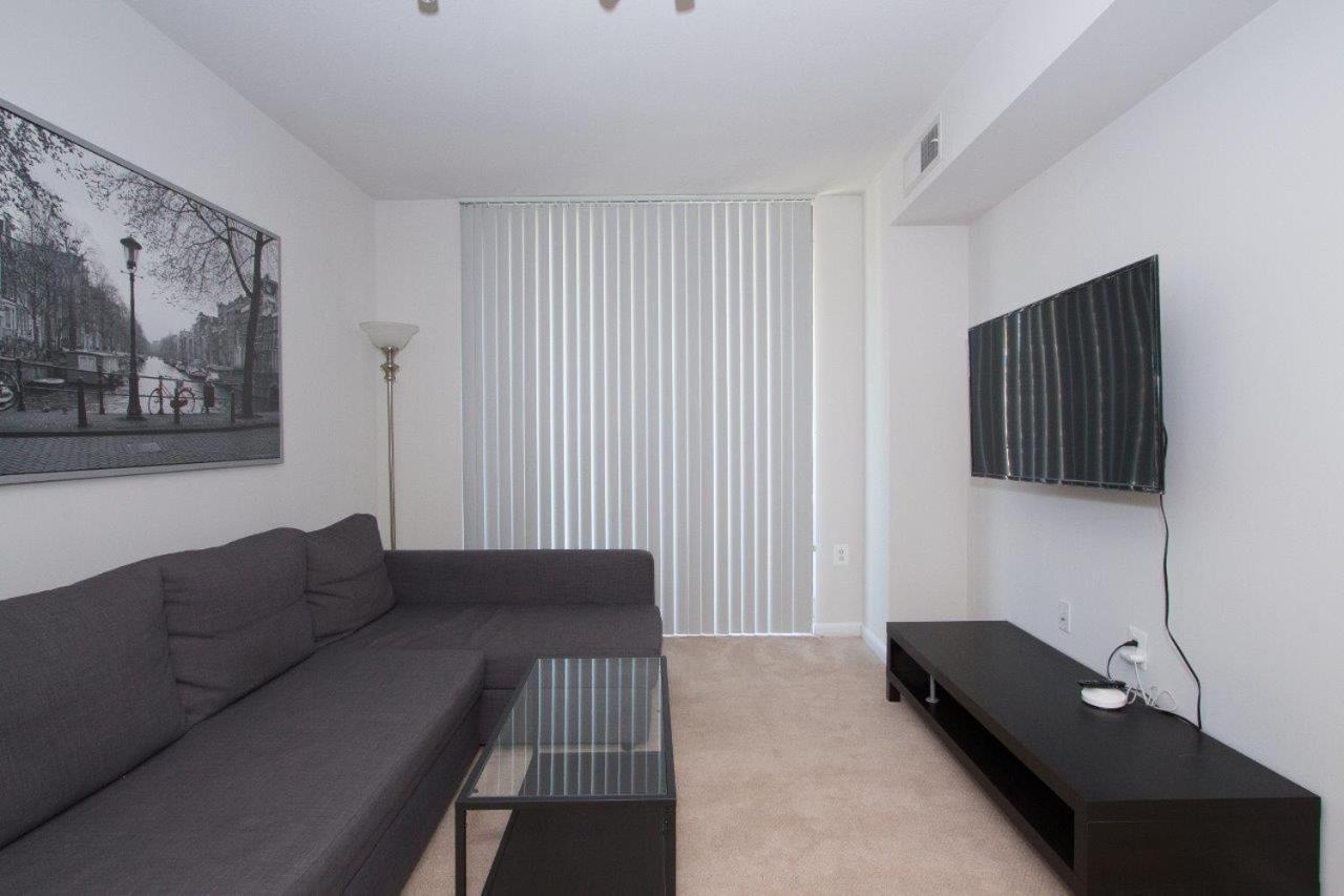 Pentagon Luxe Apartments Arlington Extérieur photo