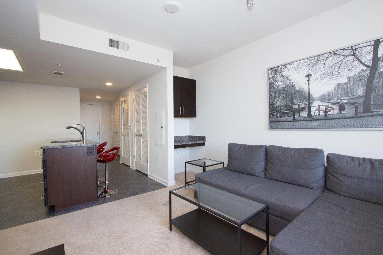 Pentagon Luxe Apartments Arlington Extérieur photo
