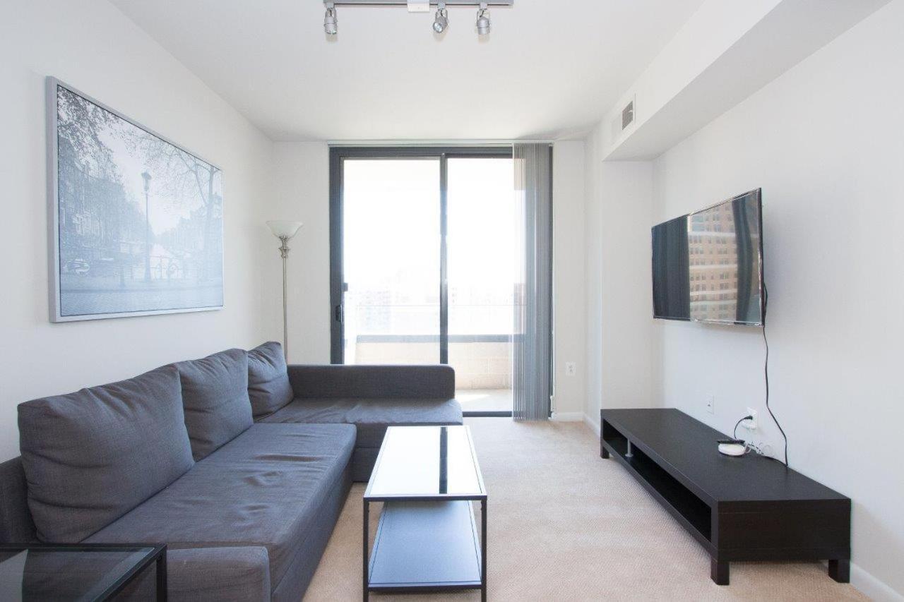Pentagon Luxe Apartments Arlington Extérieur photo