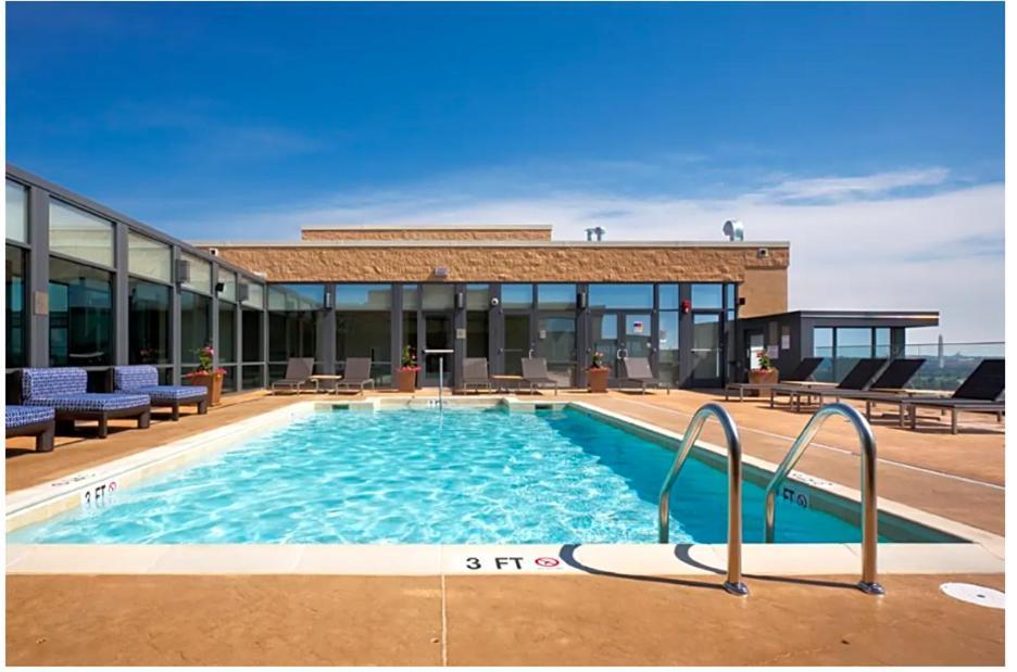 Pentagon Luxe Apartments Arlington Extérieur photo